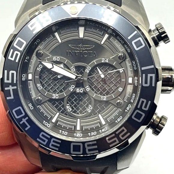 NWT MENS BLACK n CHARCOAL 50MM INVICTA SPEEDWAY WATCH - Picture 1 of 4